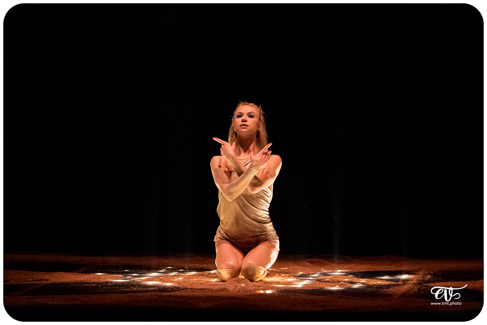 MY LAND (RECIRQUEL COMPANY)